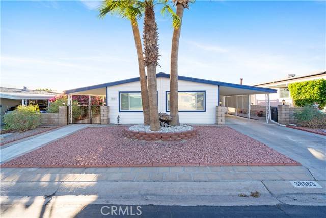 Palm Desert, CA 92260,38683 Desert Greens Drive #322