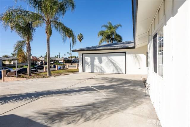 Ontario, CA 91764,1483 E Highland Court