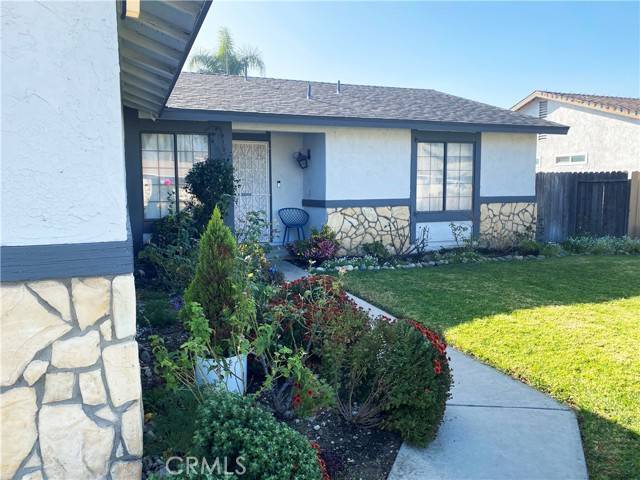 Fontana, CA 92336,15505 Sandhurst Street