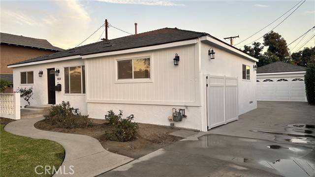 Downey, CA 90240,9814 Parrot Avenue