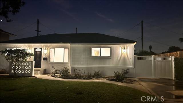 Downey, CA 90240,9814 Parrot Avenue