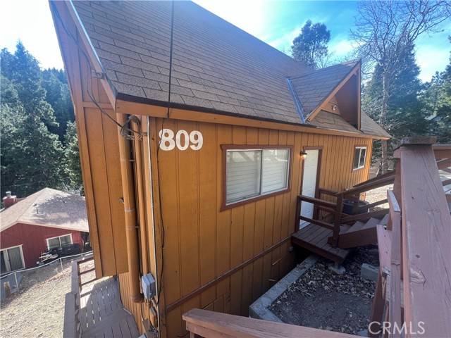 Lake Arrowhead, CA 92352,809 Virginia Court