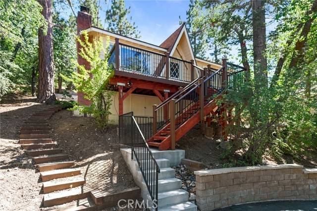 Big Bear Lake, CA 92315,865 Villa Grove Avenue