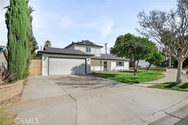 Redlands, CA 92373,725 Robinhood Lane