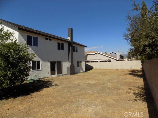 Rialto, CA 92377,2427 N Teakwood Avenue