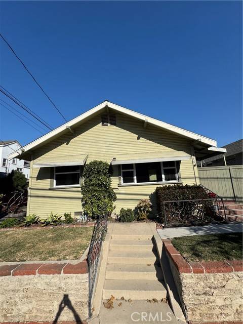 Huntington Beach, CA 92648,910 Acacia Avenue