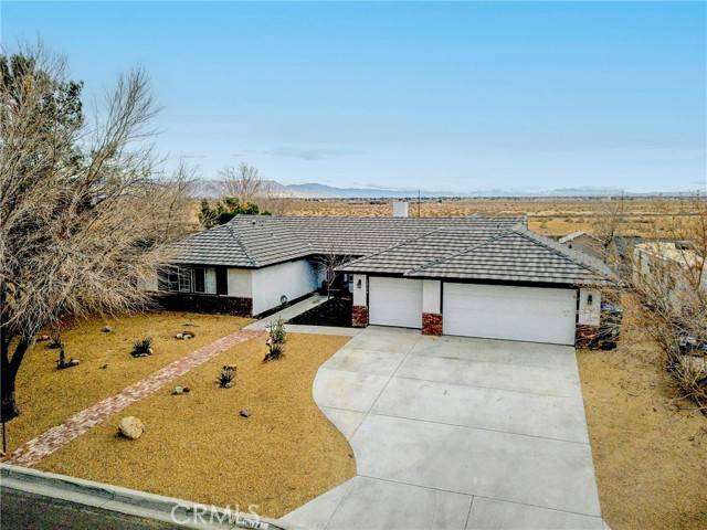 Apple Valley, CA 92307,16174 Lago Vista Lane