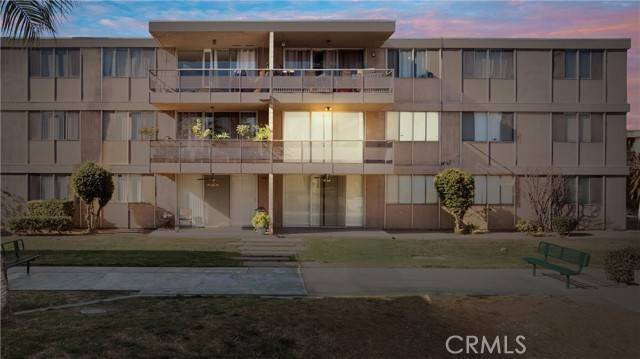 Riverside, CA 92506,6979 Palm Court #232J