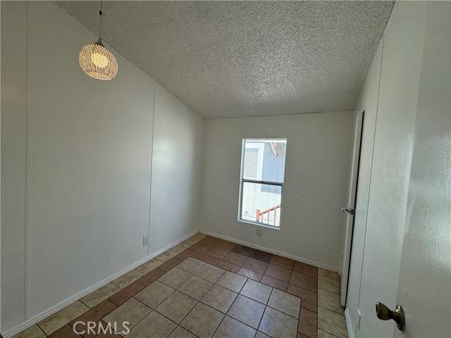 Glendora, CA 91740,1700 S Glendora Avenue #43