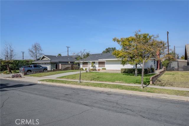 San Dimas, CA 91773,1303 W Greenhaven Avenue