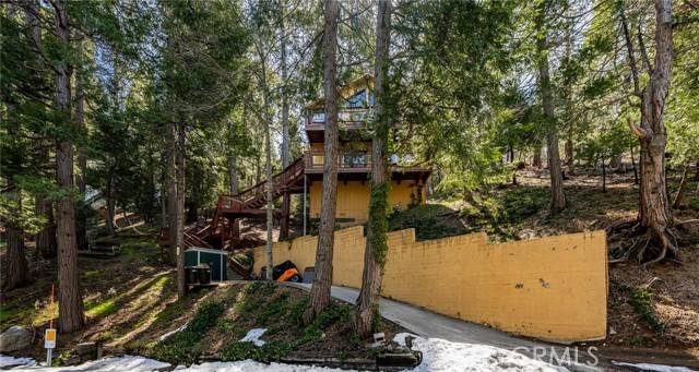 Crestline, CA 92325,24333 Horst Drive