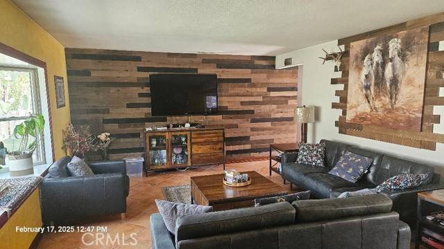 Upland, CA 91784,1319 W 25th Street