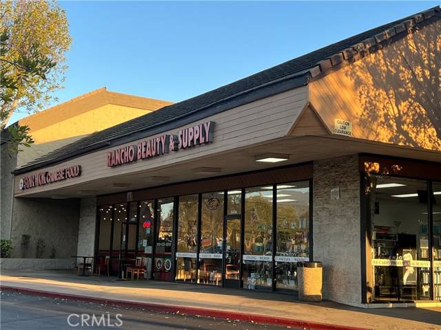 Claremont, CA 91711,548 E Baseline