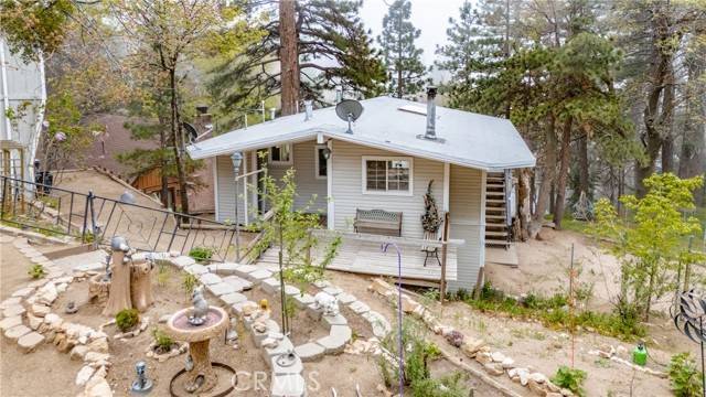 Running Springs, CA 92382,30919 Valley Oak Drive
