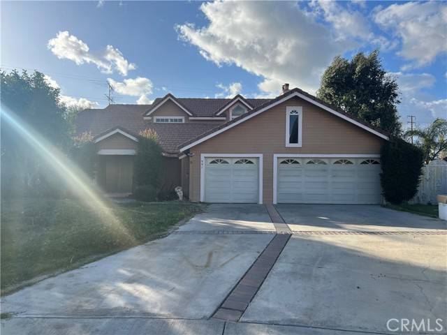 Colton, CA 92324,991 Latham St