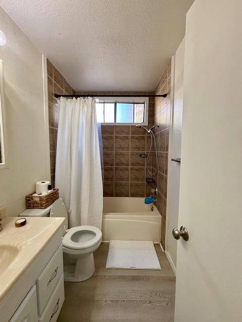 La Habra, CA 90631,208 W Olive Ave Unit C