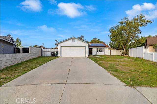 Bloomington, CA 92316,9517 Magnolia