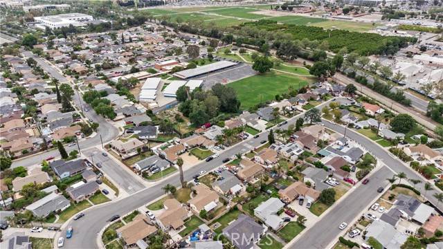 Pomona, CA 91768,609 Hennipen Street