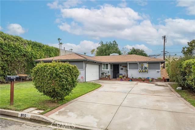 Azusa, CA 91702,915 E Hollyvale Street