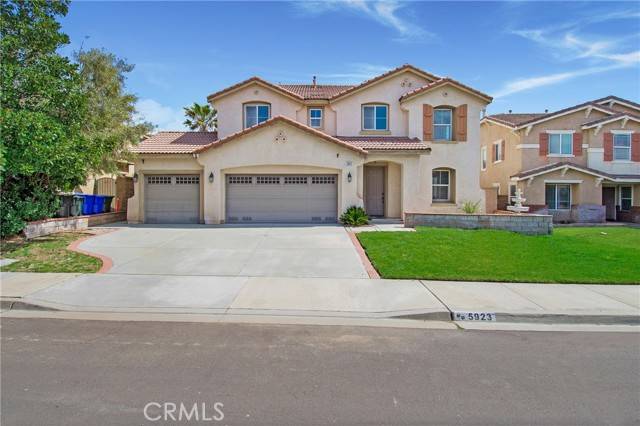 Fontana, CA 92336,5923 Forest Glen Drive
