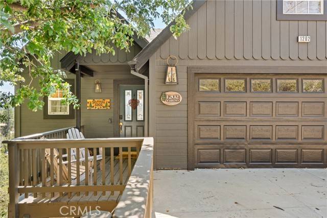 Lake Arrowhead, CA 92352,1202 Yukon Drive