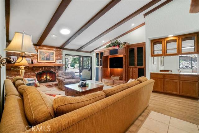 La Verne, CA 91750,7227 NE Monterey Street