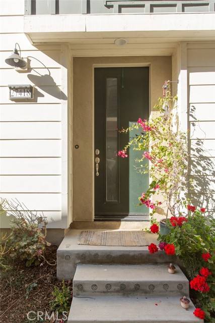 Valencia (santa Clarita), CA 91381,27418 Pioneer Court