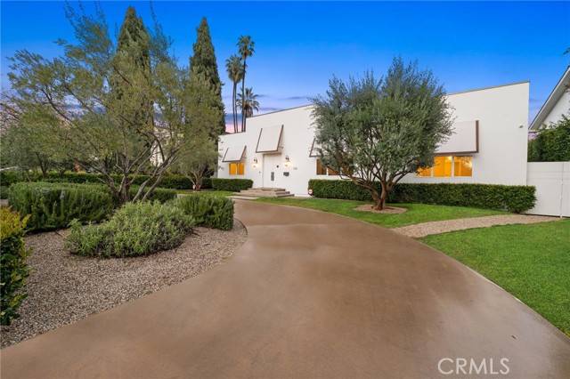 Beverly Hills, CA 90210,520 N Rexford