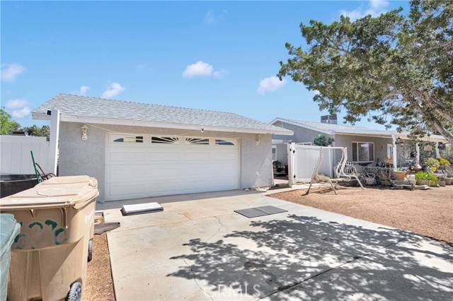 Hesperia, CA 92345,15558 Greenwood St