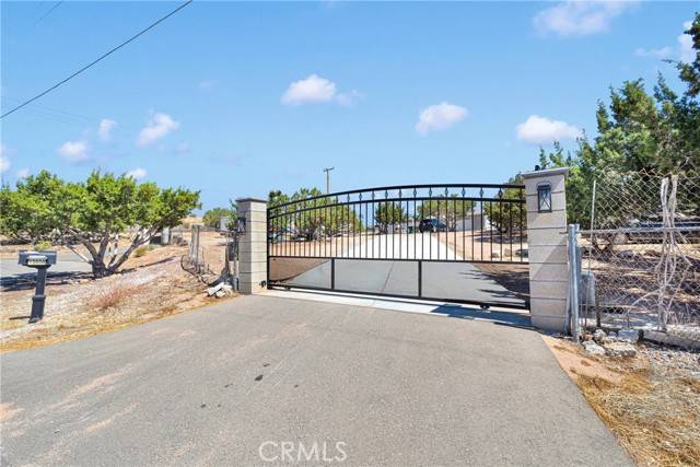 Hesperia, CA 92345,15558 Greenwood St