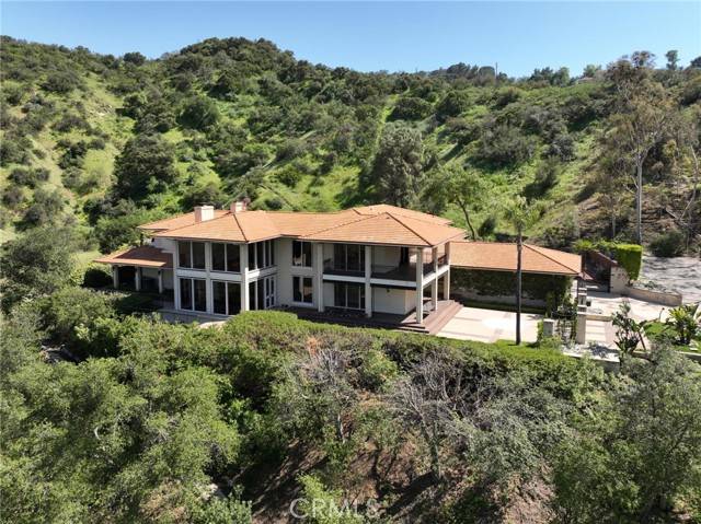 La Canada Flintridge, CA 91011,540 Haverstock Road
