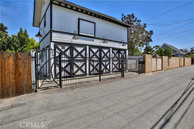 Ontario, CA 91761,520 N Vine REAR Avenue