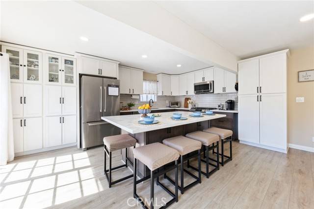 San Dimas, CA 91773,1916 Grasscreek Dr.