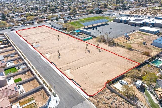 Hesperia, CA 92345,4 Valencia Street