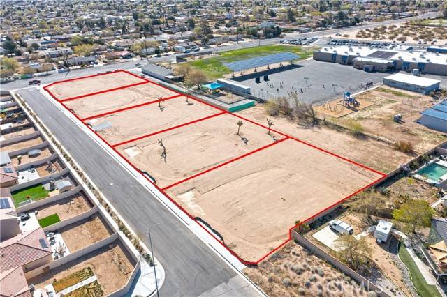 Hesperia, CA 92345,4 Valencia Street