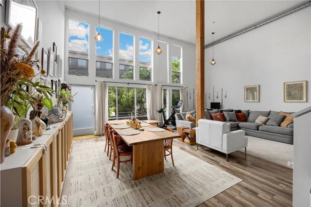 Marina Del Rey, CA 90292,4215 Glencoe Avenue #103