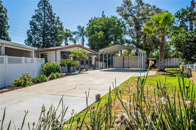 Corona, CA 92882,901 Norwich Way