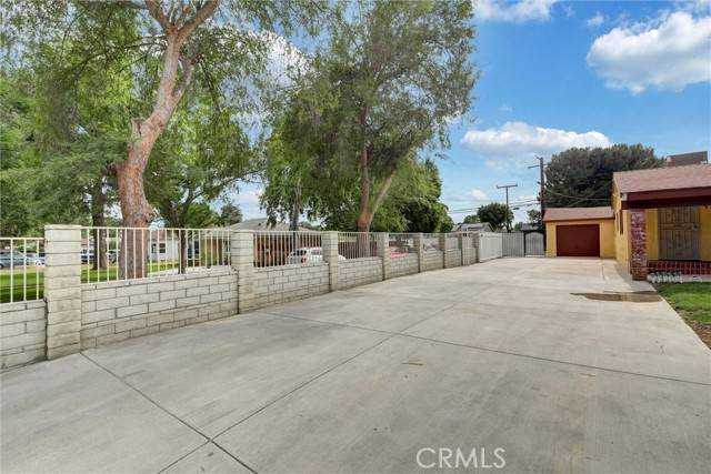 San Bernardino, CA 92405,2804 Serrano Road