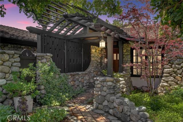 Claremont, CA 91711,2293 Bonnie Brae Avenue