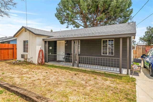 Fontana, CA 92335,15017 Hibiscus Avenue