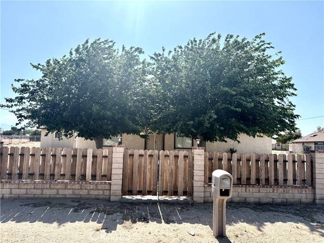 Hesperia, CA 92345,9856 Hawthorne Avenue
