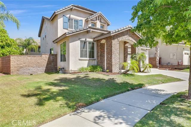 Corona, CA 92883,24934 Pine Creek Loop