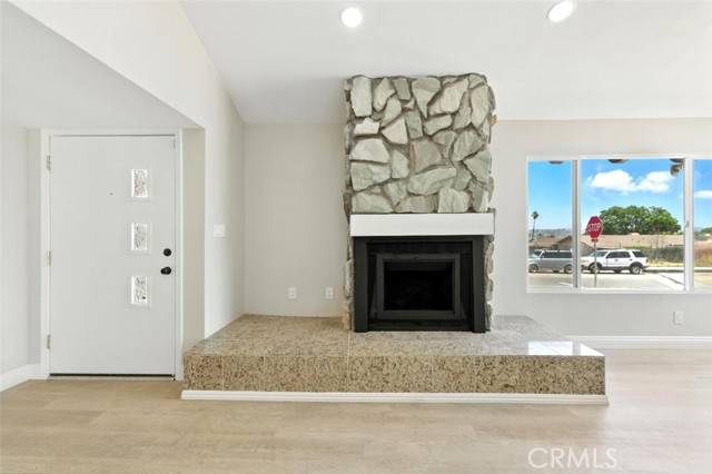 Lake Elsinore, CA 92530,15195 Laguna Avenue
