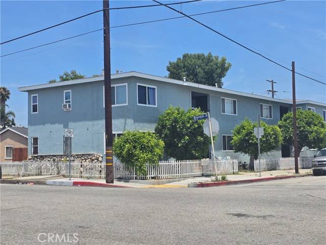 Wilmington (los Angeles), CA 90744,923 W G Street