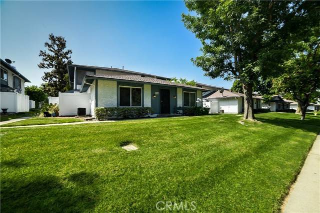 Azusa, CA 91702,860 W Sierra Madre Avenue #1