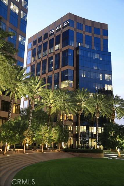 Irvine, CA 92614,2020 Main Street