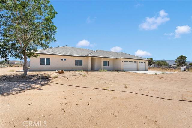 Phelan, CA 92371,6643 Avenal Street