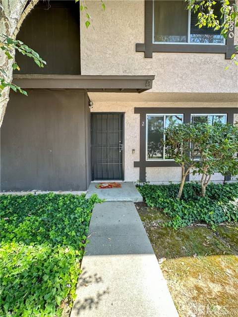 Reseda (los Angeles), CA 91335,19630 Saticoy Street #2
