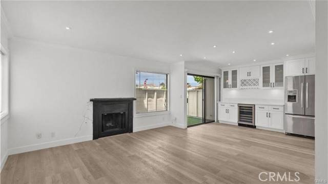 Sunland (los Angeles), CA 91040,10500 Sunland Boulevard #4