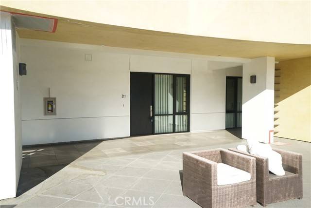 Alhambra, CA 91801,210 N Monterey Street #211